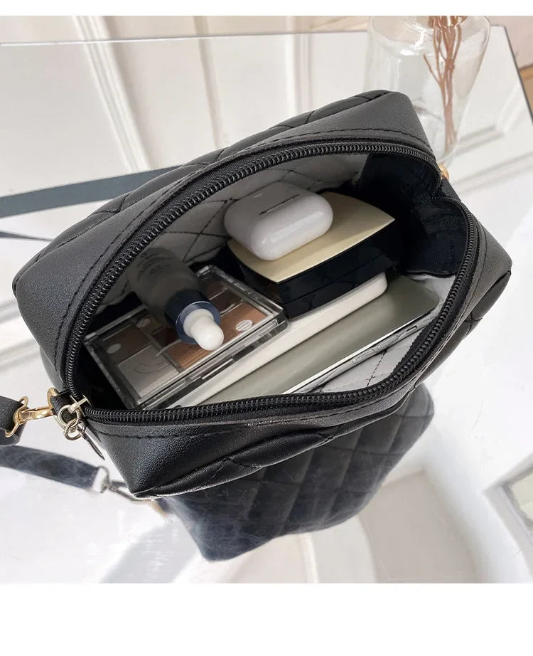 Bolsa pequena de mensageiro com borla para mulheres 2024 tendência lingge bordado câmera bolsa de ombro feminina corrente da moda bolsas crossbody femininas