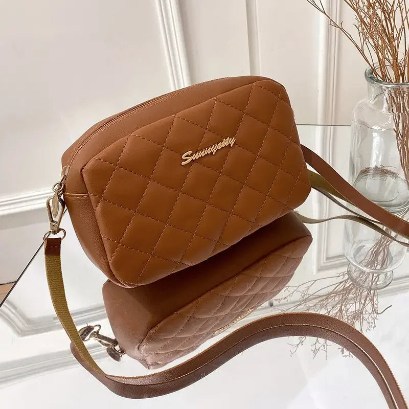 Bolsa pequena de mensageiro com borla para mulheres 2024 tendência lingge bordado câmera bolsa de ombro feminina corrente da moda bolsas crossbody femininas